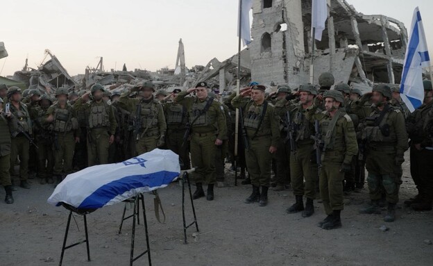 המרטכ"ל ומפקד פיקוד דרום במעמד הזיהוי המרטכ"ל ומפקד פיקוד דרום במעמד הזיהוי
