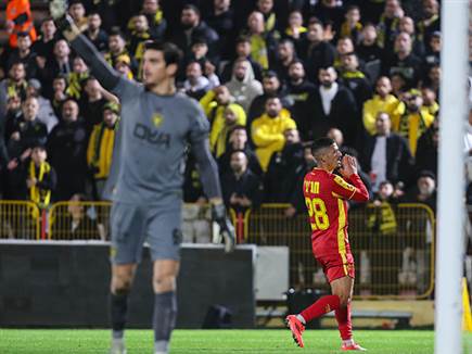 וגם ספגה מרגלי עילאי חג`ג` (צילום: לירון מולדובן)