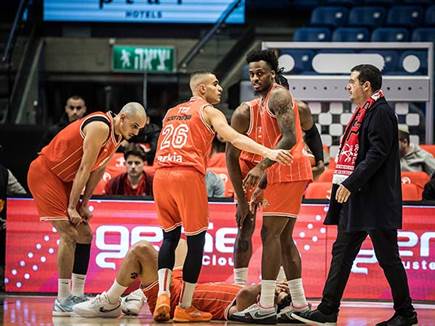 (עודד קרני) (צילום: ספורט 5)