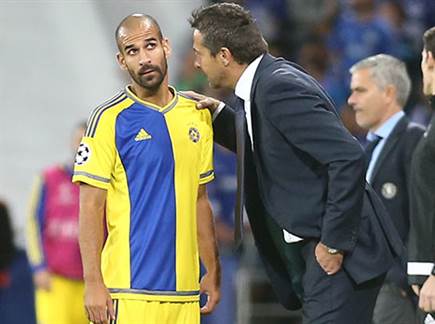 יוקאנוביץ` עם אלברמן. ספג הכי הרבה (אלן שיבר) (צילום: ספורט 5)