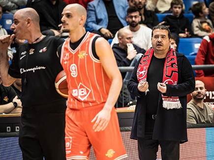 (עודד קרני) (צילום: ספורט 5)