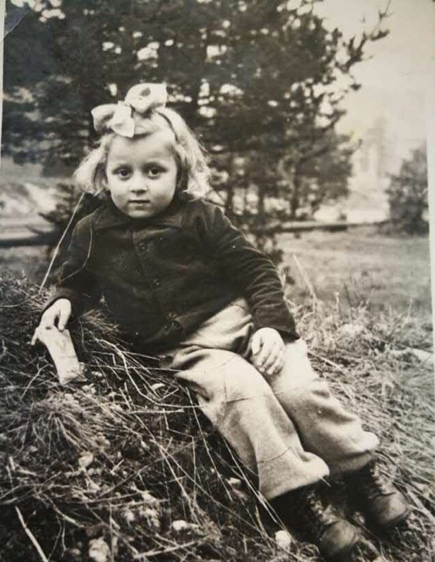 רבקה זלוטניק רבקה זלוטניק