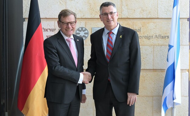 שר החוץ סער ושר החוץ הגרמני ודפול