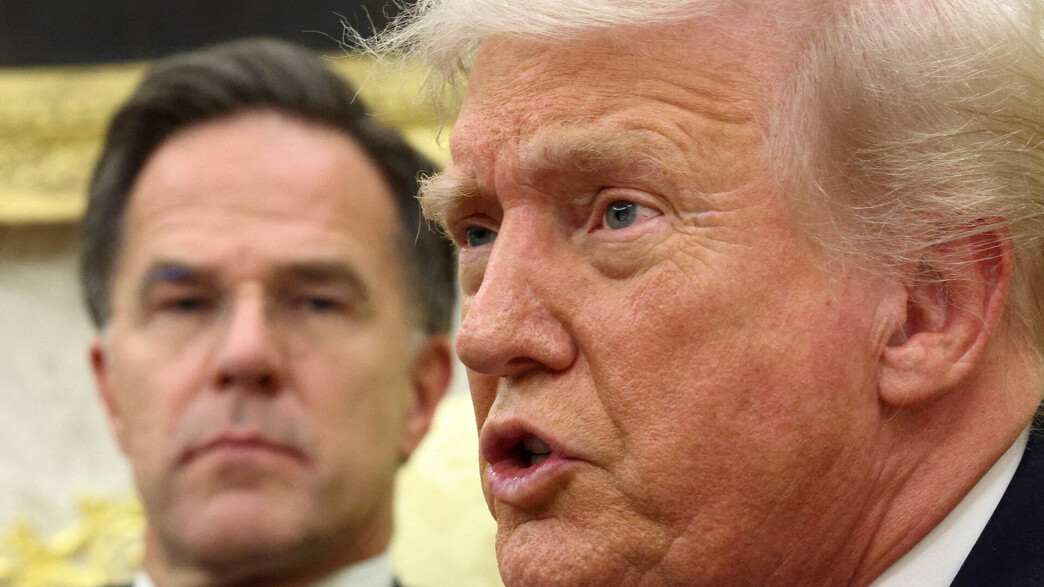 נשיא ארה"ב דונלד טראמפ ומזכ"ל נאטו מארק רוטה נשיא ארה"ב דונלד טראמפ ומזכ"ל נאטו מארק רוטה