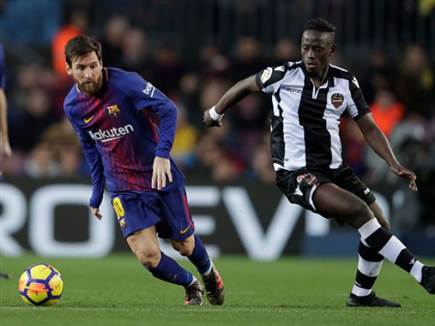 שני שחקנים שכבשו שלושער במשחקים בין ברצלונה ללבאנטה (Laurens Lindh (צילום: ספורט 5)