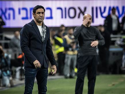 סר אלכס, פנה את הדרך לפליישמן (עודד קרני) (צילום: ספורט 5)