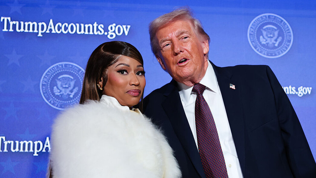 ניקי מינאז': 