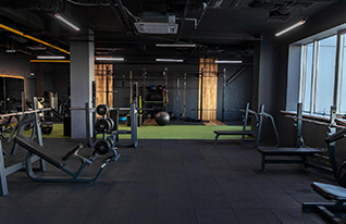 שנה למכון הכושר ביבנה (צילום: שאטרסטוק)