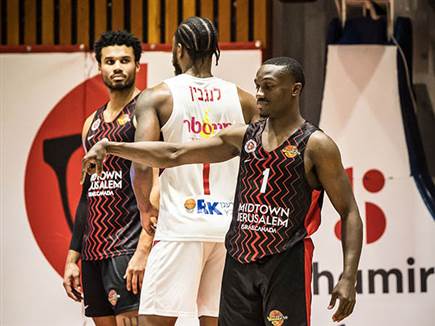 (עודד קרני) (צילום: ספורט 5)