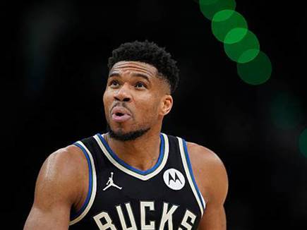 טרייד ענק בדרך? הדיווח הדרמטי על יאניס אנטטוקומפו