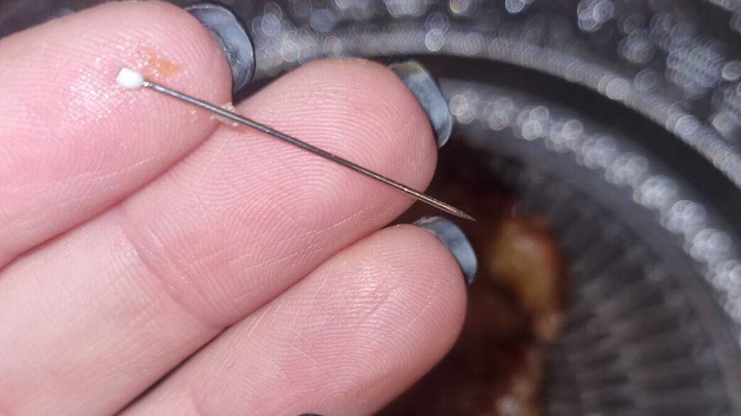 המחט שהתגלתה בתוך התמר