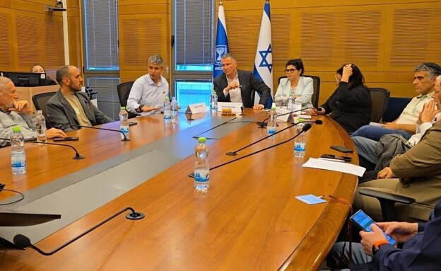 יועז הנדל, יולי אדלשטיין ושרן השכל בכנסת