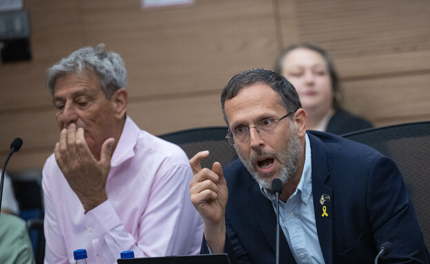 משה קינלי טור-פז ורם בן ברק