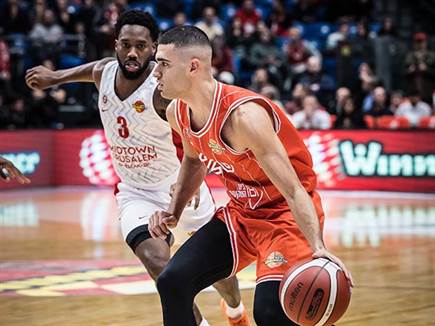 (צילום: אלן שיבר) (צילום: ספורט 5)