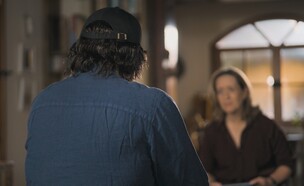 הערב ב"עובדה": סוכן מוסד שפעל בלב איראן מדבר (צילום: עובדה)