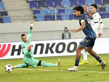 מכבי ת“א החטיאה לא פעם (האתר הרשמי של מכבי ת“א)