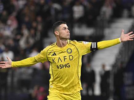 צפו: כריסטיאנו רונאלדו כבש את שער מספר 961 בקריירה