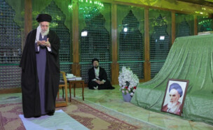 ח'אמנאי מחוץ לבונקר (צילום: רשתות חברתיות לפי סעיף 27 א')