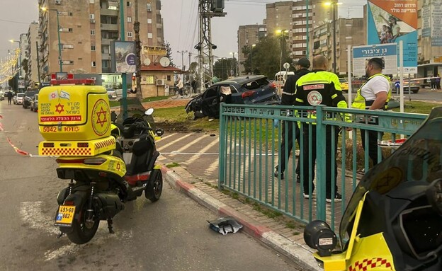 כוחות מד"א בזירה בלוד