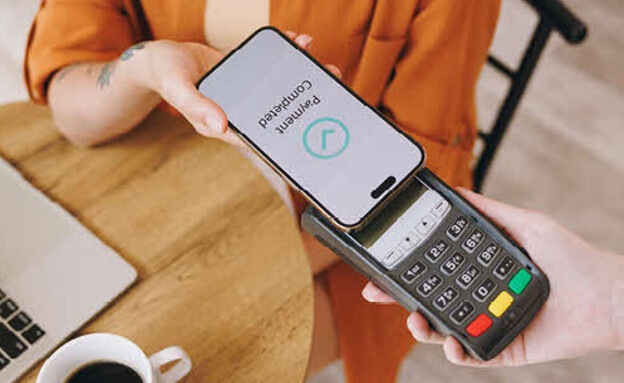 ארנק מט"ח (צילום: Cal) ארנק מט"ח (צילום: Cal)