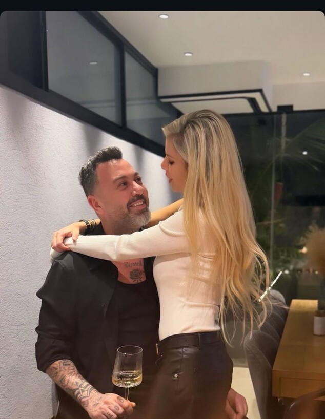 ליאור נרקיס ובת הזוג החדשה