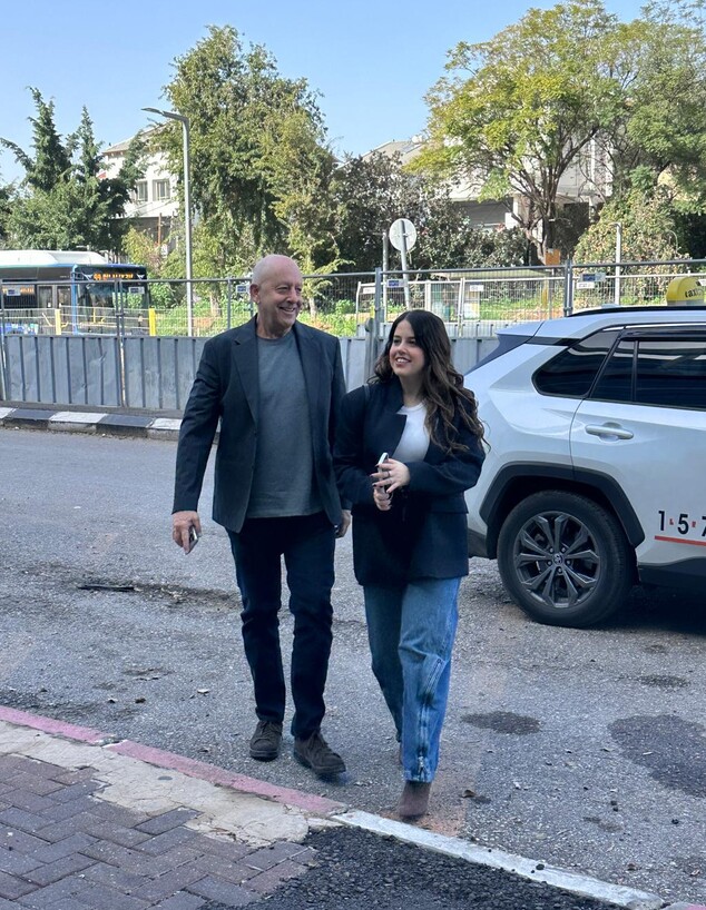 גלי וראובן לביא גלי וראובן לביא