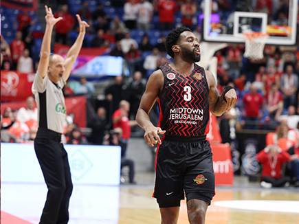 בדרך לחצי הגמר (אלן שיבר)