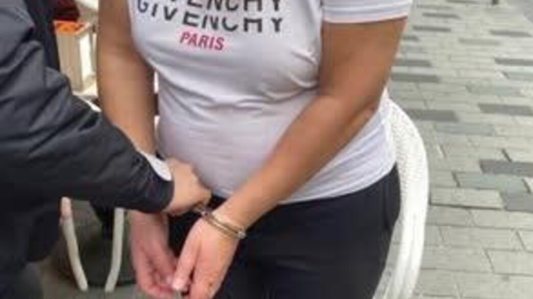 הישראלית שנעצרה הישראלית שנעצרה