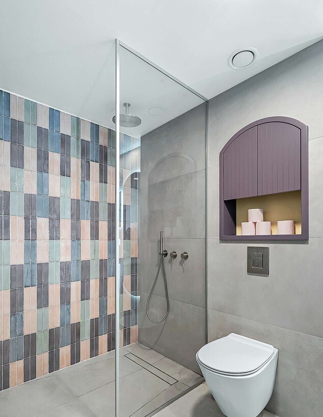 חדרי רחצה לא קשורים, עיצוב רקפת אלטשולר 