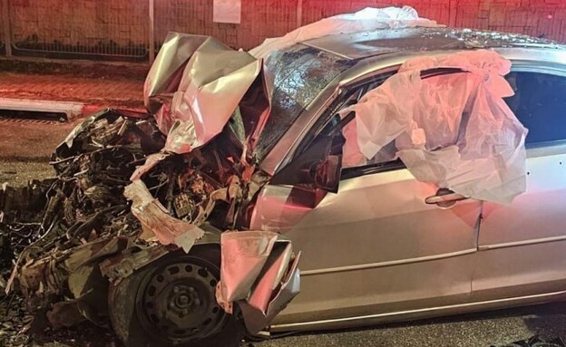 הרכב שנורה בסמוך למושב שדה ורבורג (צילום: תיעוד מבצעי מד"א)