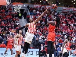 (צילום: אלן שיבר) (צילום: ספורט 5)