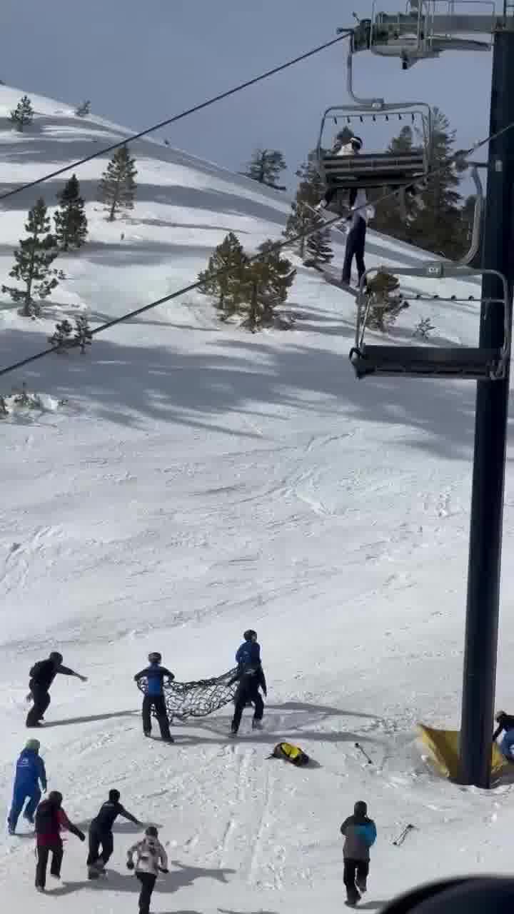 כלל ברזל באתר סקי: תמיד תורידו את מעקה הבטיחות ברכבל