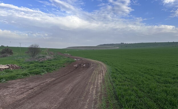 דרך נחל דנה טיול
