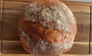 לחם טירוף ללא לישה (צילום: חנושה (בת חן שמעיה), mako אוכל)