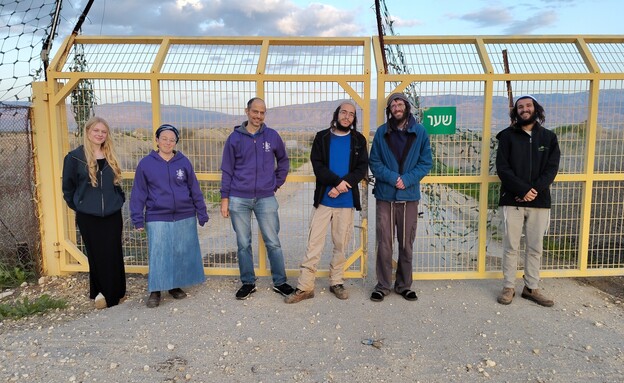 בן דוד, לוי, עטיה, עזריה, סלוצקין, סרבטין