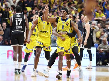 קלארק עם הסיום הכי דרמטי שיש (אלן שיבר) (צילום: ספורט 5)