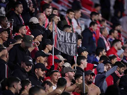 מאות האוהדים האדומים לא נסעו לחינם (מאור אלקסלסי)