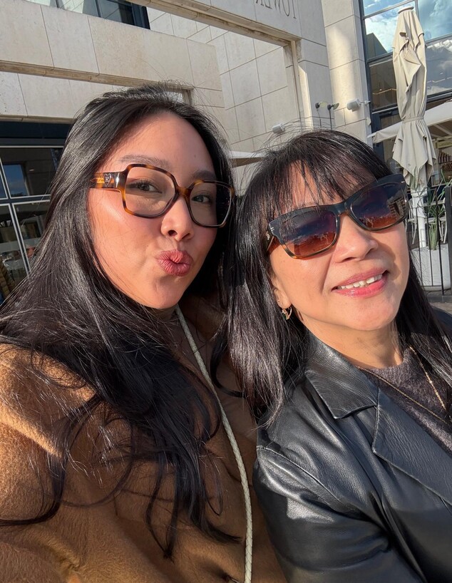 קייסי זפטה ואמא שלה