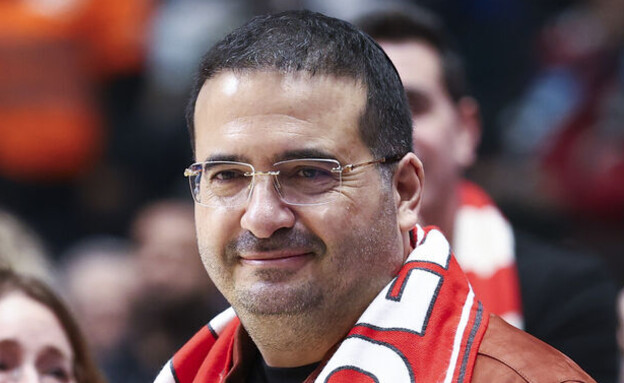 עופר ינאי במשחק בין באיירן מינכן להפועל ת"א (צילום: דני מרון, פלאש 90)