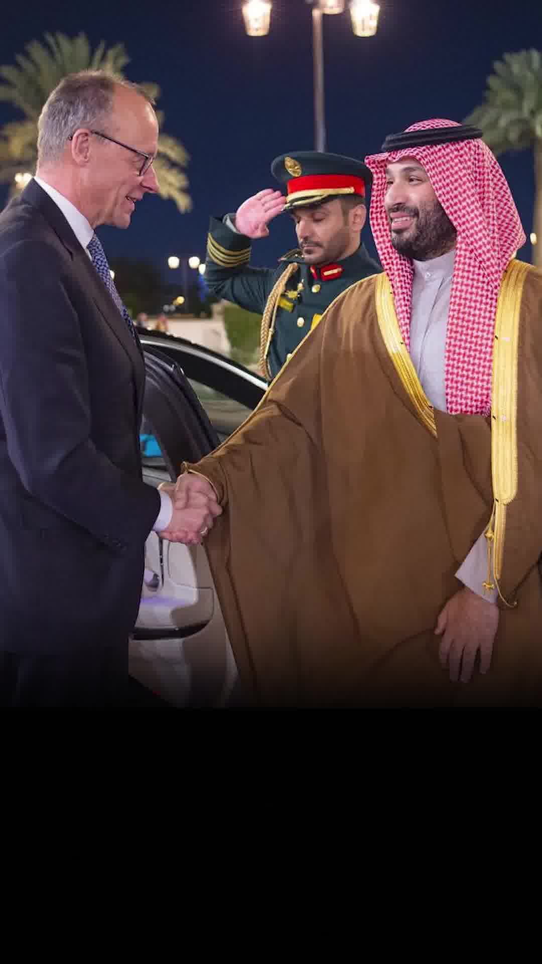 קנצלר גרמניה מרץ הגיע לביקור בסעודיה ונפגש עם יורש העצר מוחמד בן סלמאן