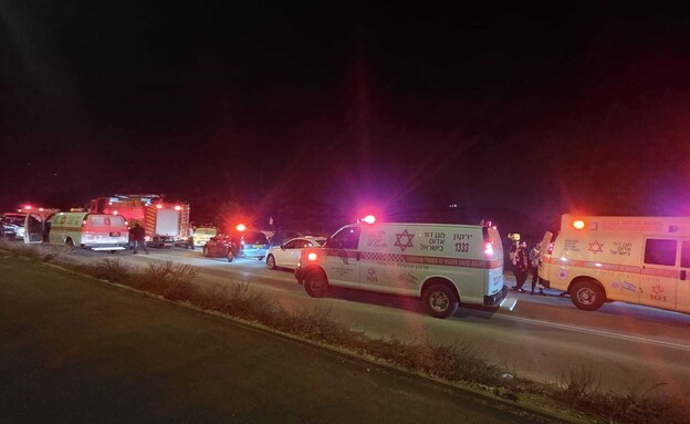 זירת התאונה הקשה סמוך לאלעד