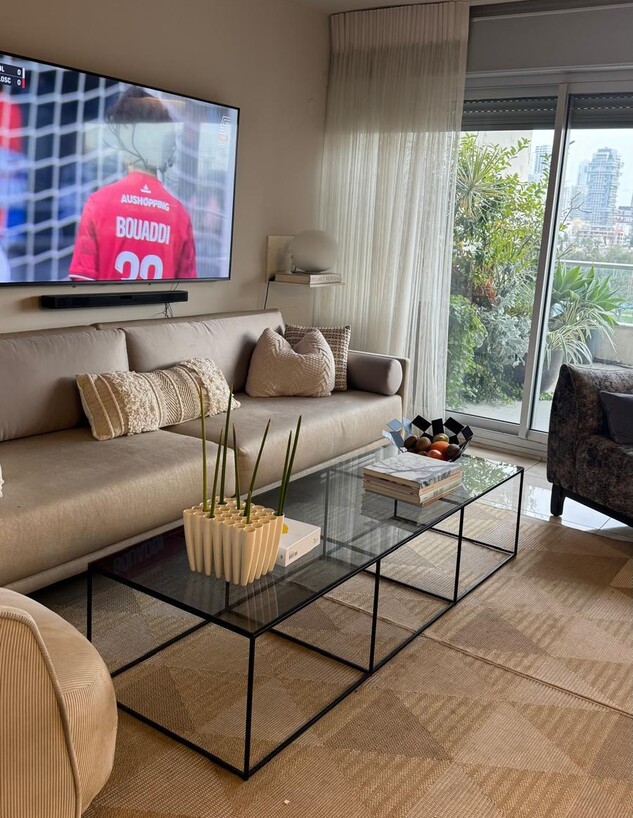 דווקא אפשר, עיצוב יולי וולמן דווקא אפשר, עיצוב יולי וולמן