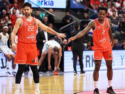 וזאת למרות שהיו רגעים של כדורסל טוב מאוד הערב (אלן שיבר)