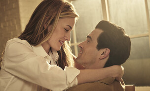 "סיפור אהבה: ג'ון קנדי ג'וניור וקרולין בסט" (צילום: Kurt Iswarienko/FX, באדיבות דיסני+)