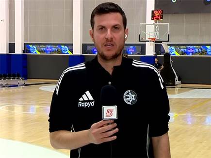 פניני. רגע מיוחד מהזכייה ביורוליג (צילום: ספורט 5)