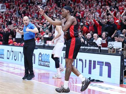 (צילום: אלן שיבר) (צילום: ספורט 5)