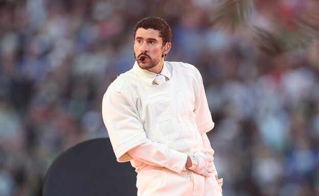 באד באני במופע המחצית של הסופרבול (צילום: Chris Graythen, Getty Images)