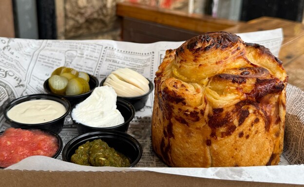 קובנה פרמז'ן. ג'וני קובנה