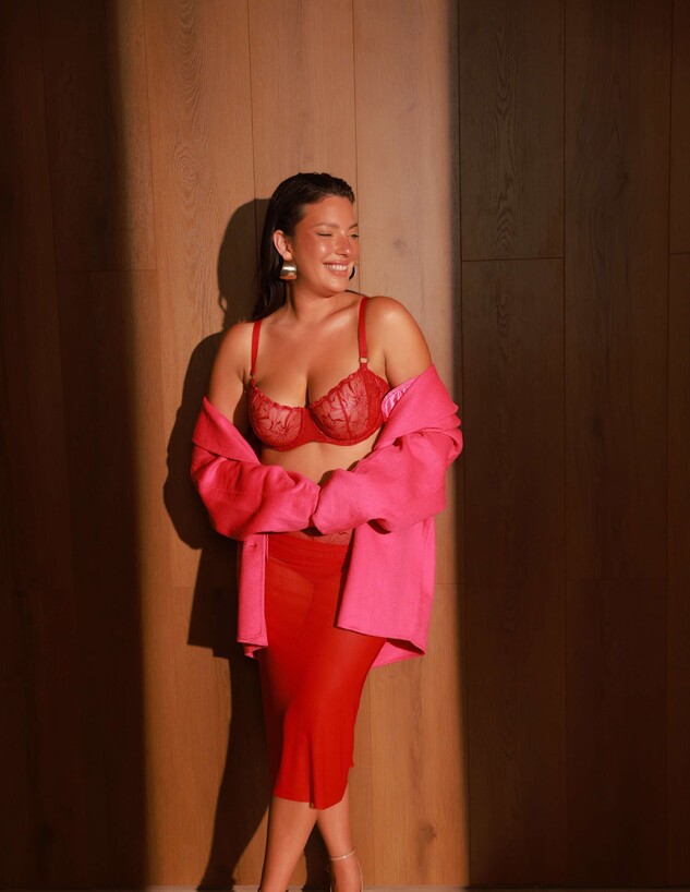 JACK KUBA חזייה מחיר 575 שח במקום 821 שח 