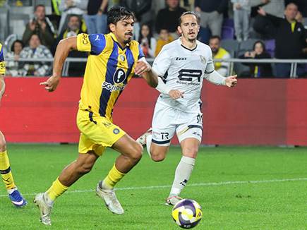 הצהובים פתחו בלחץ גבוה (אודי ציטיאט)